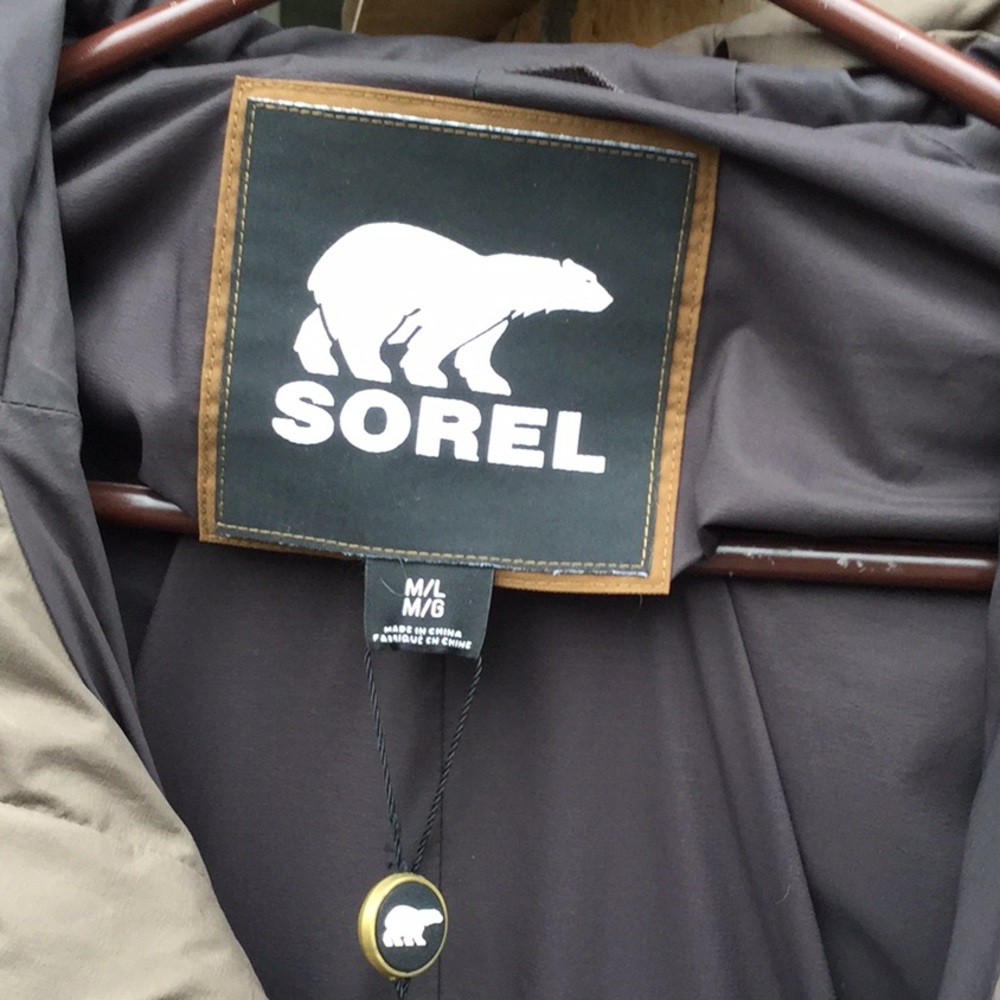 Sorel down vest ski resort cabin lodge cowgirl travel rodeo Christmas festival - Picture 7 of 11